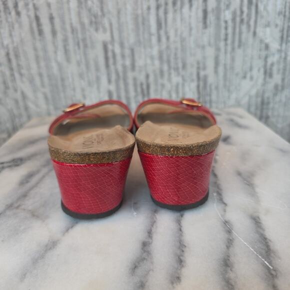 Vionic 381Ariana Red Sandals Womens Sz 9 /40 - Picture 5 of 9
